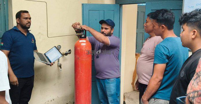 hydrogen gas