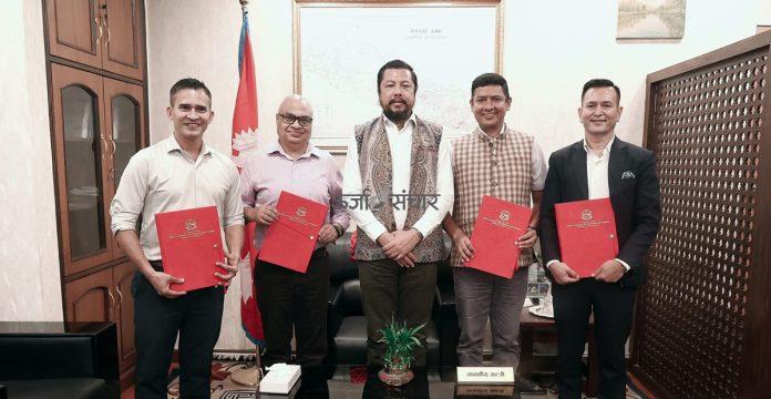 mantri shrestha and expert team